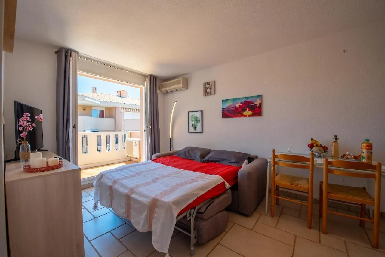 T2 En Hypercentre -Parking Prive-Clim-Proche Plage Sainte-Maxime Apartment